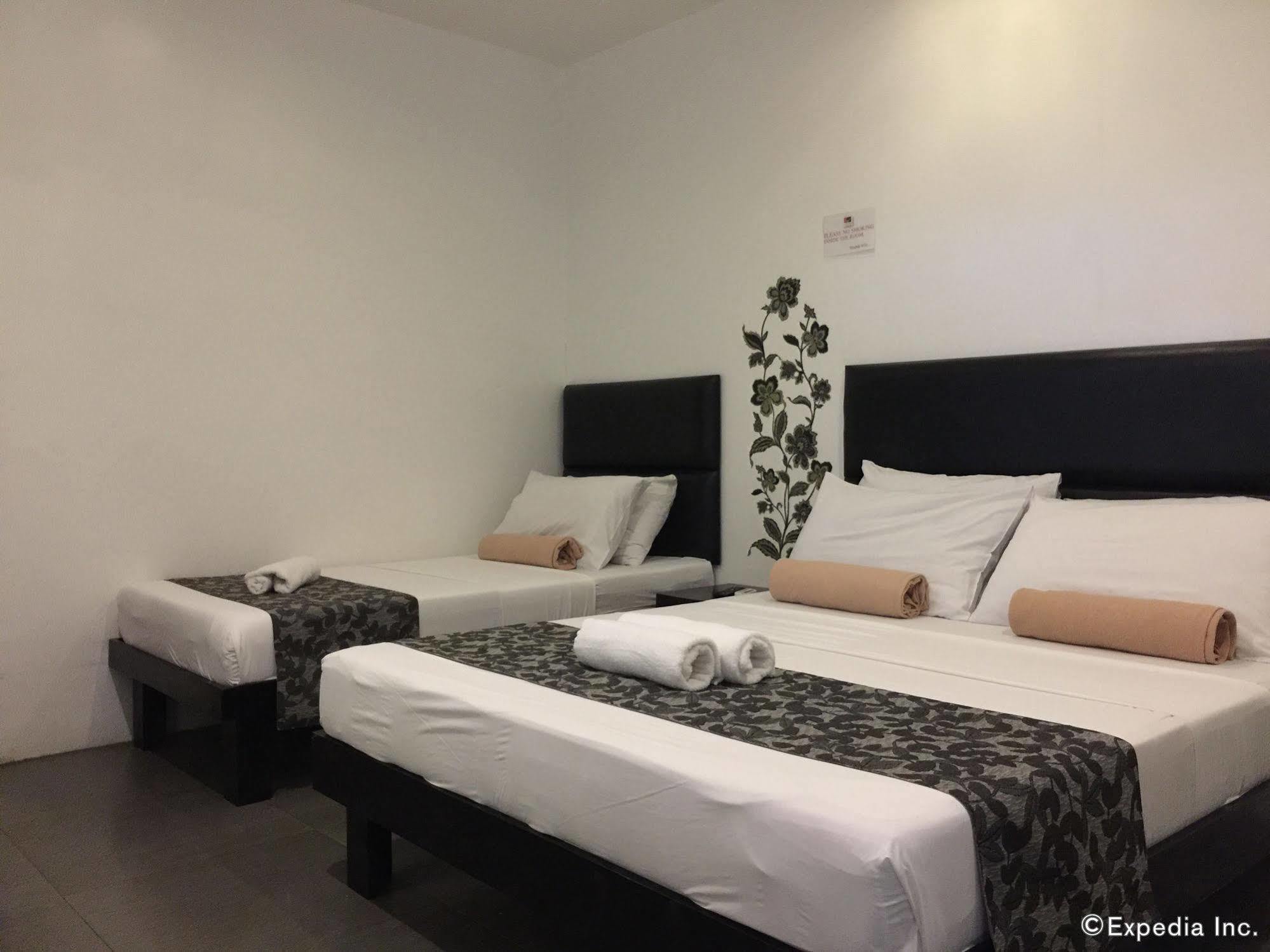 Reddoorz Micasa Lodge Coron Palawan Exterior foto
